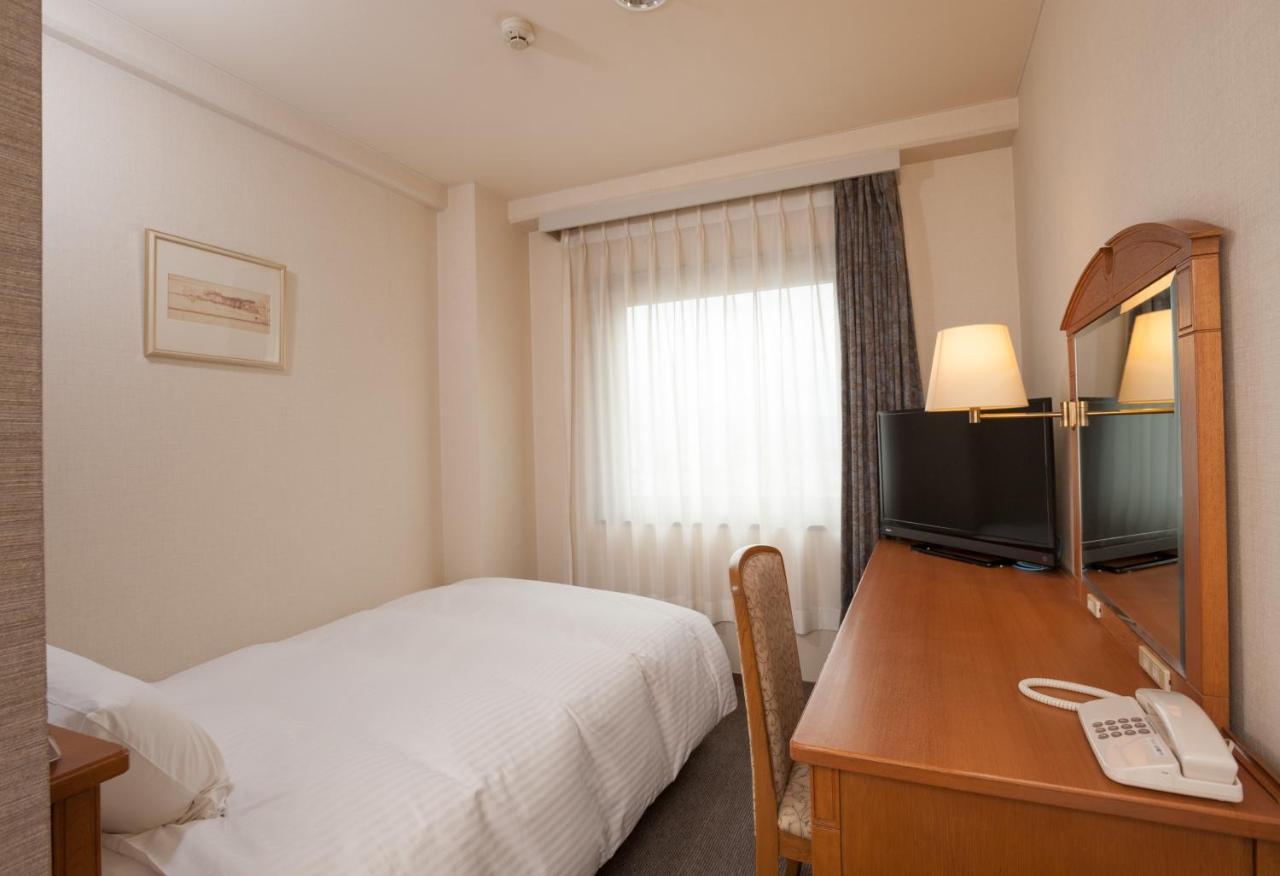 Hotel Kinsuien Saiki Экстерьер фото