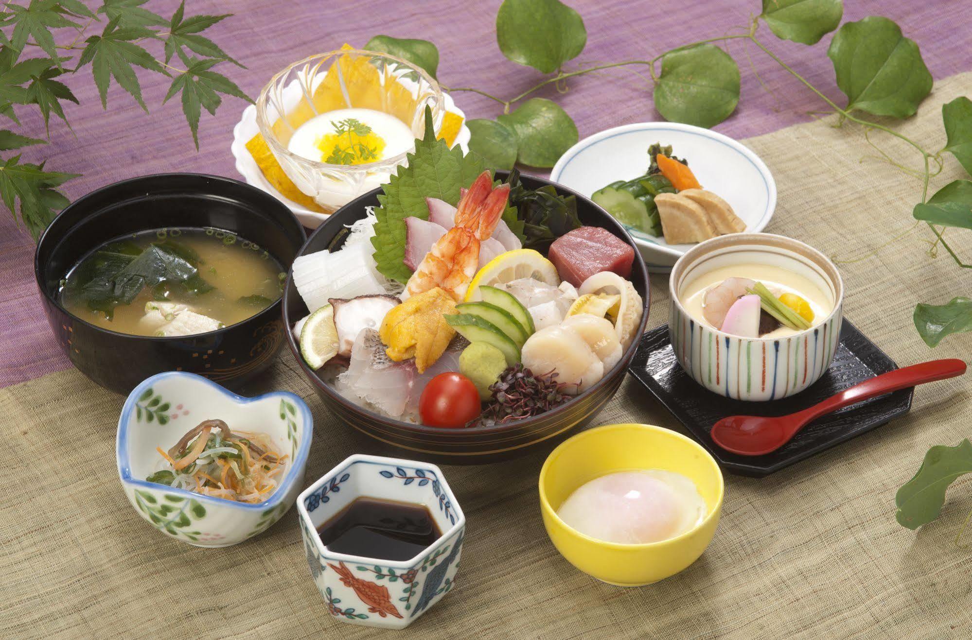 Hotel Kinsuien Saiki Экстерьер фото