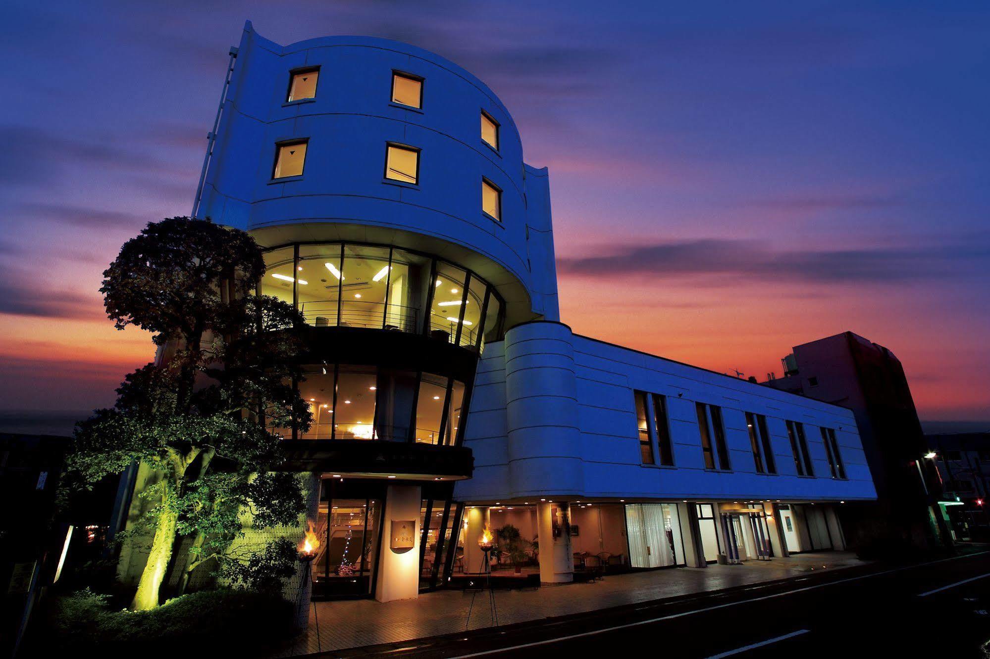 Hotel Kinsuien Saiki Экстерьер фото